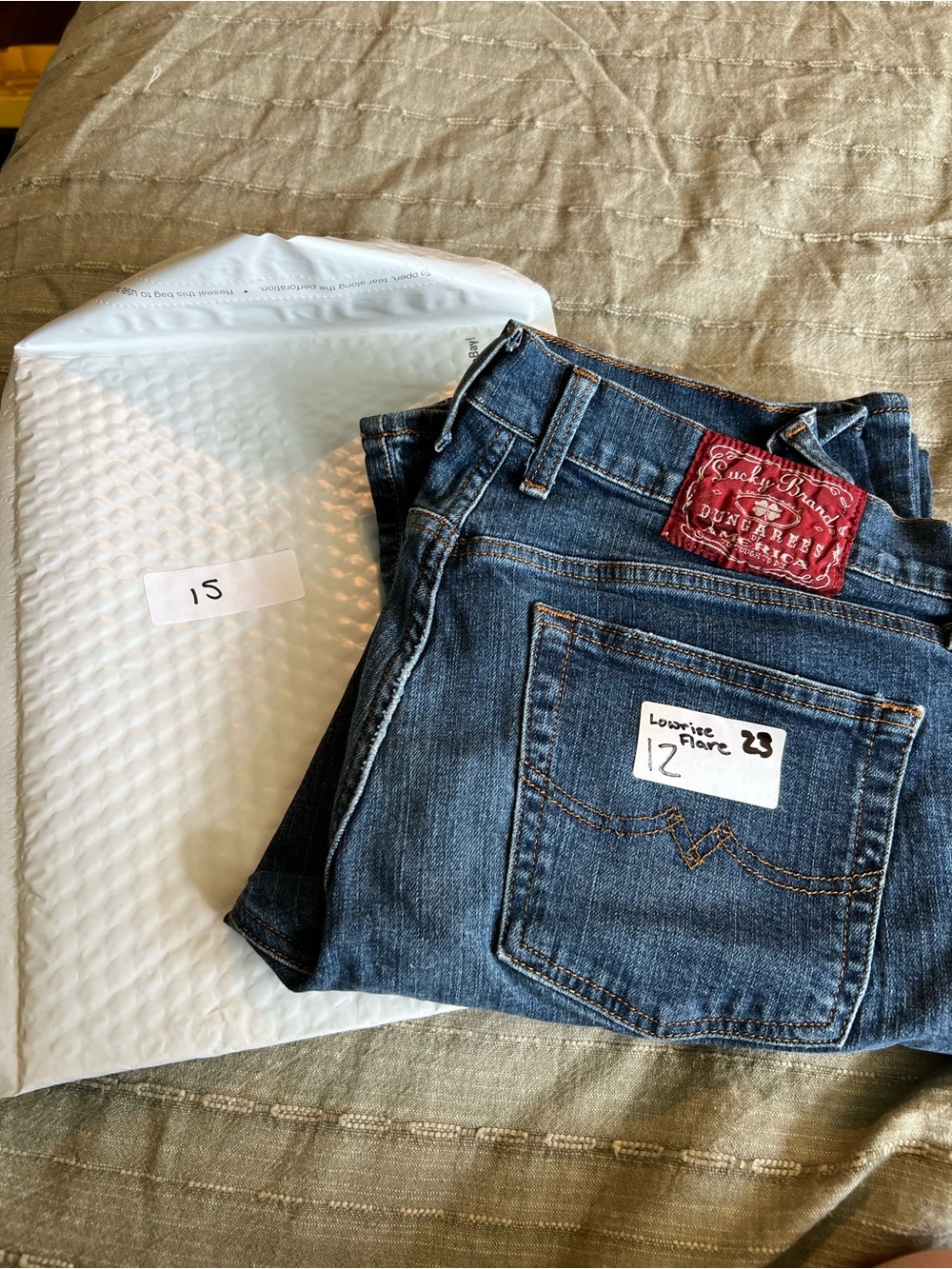 Lucky Brand women’s Dark Blue Denim Bootcut Jeans